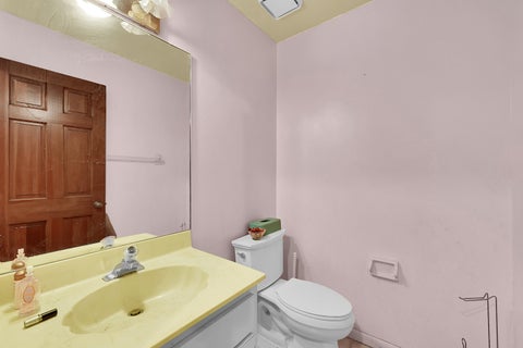 Tiny photo for 5172 NW 84th Road, Coral Springs, FL 33067 (MLS # R11167019)