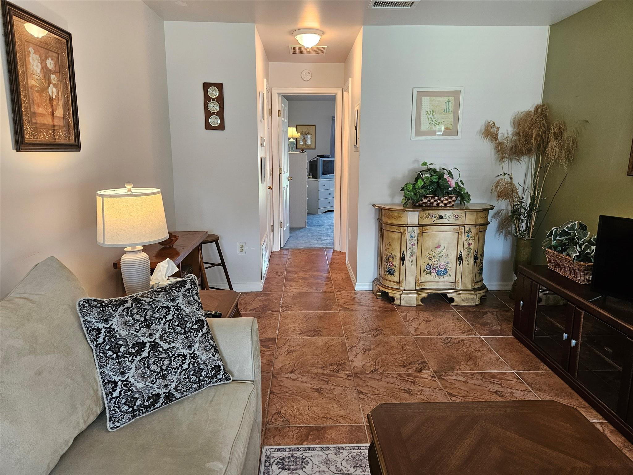 VISTA ROYALE PHASE IV BLDGS 83-111 - Residential