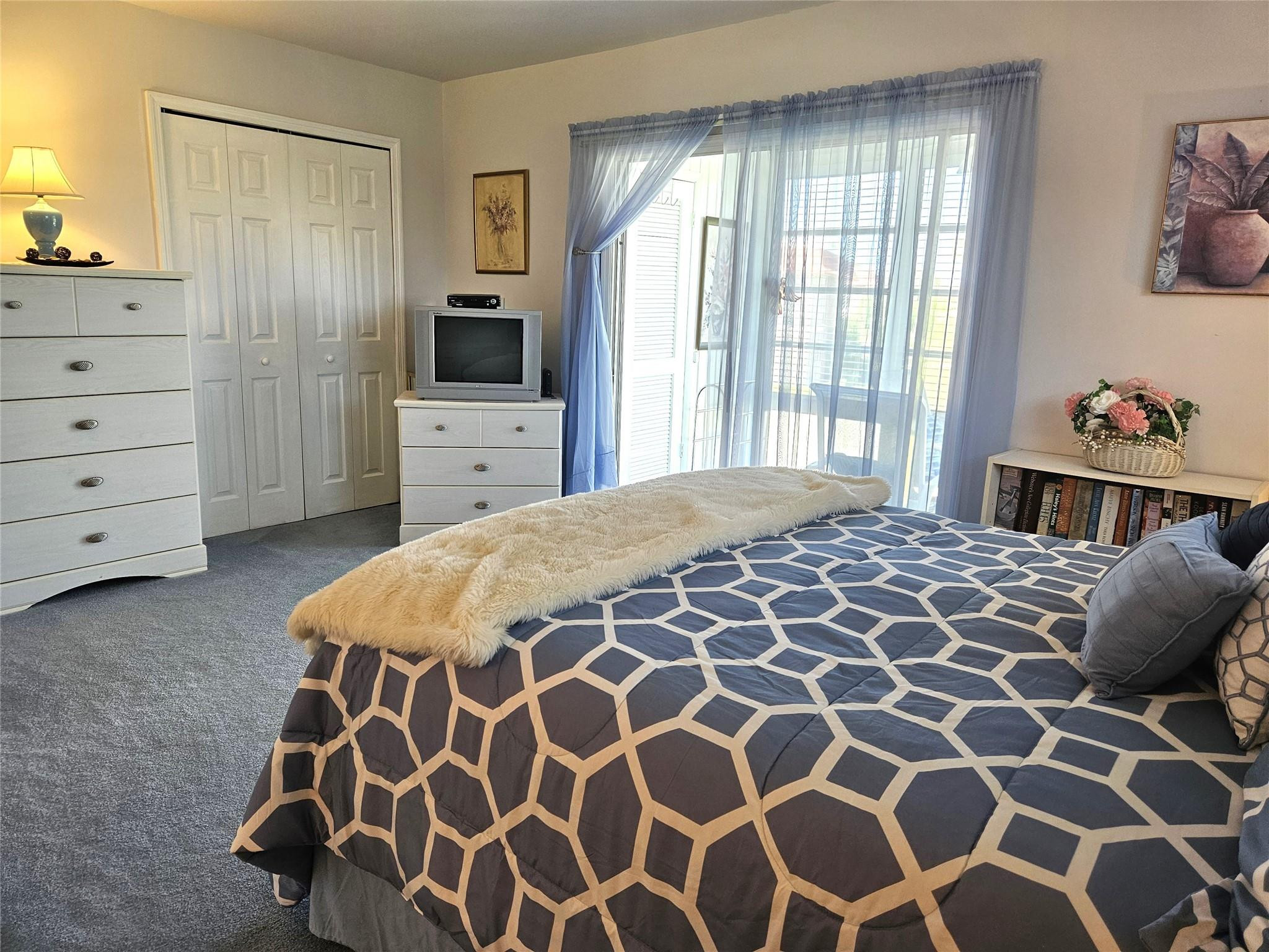 VISTA ROYALE PHASE IV BLDGS 83-111 - Residential