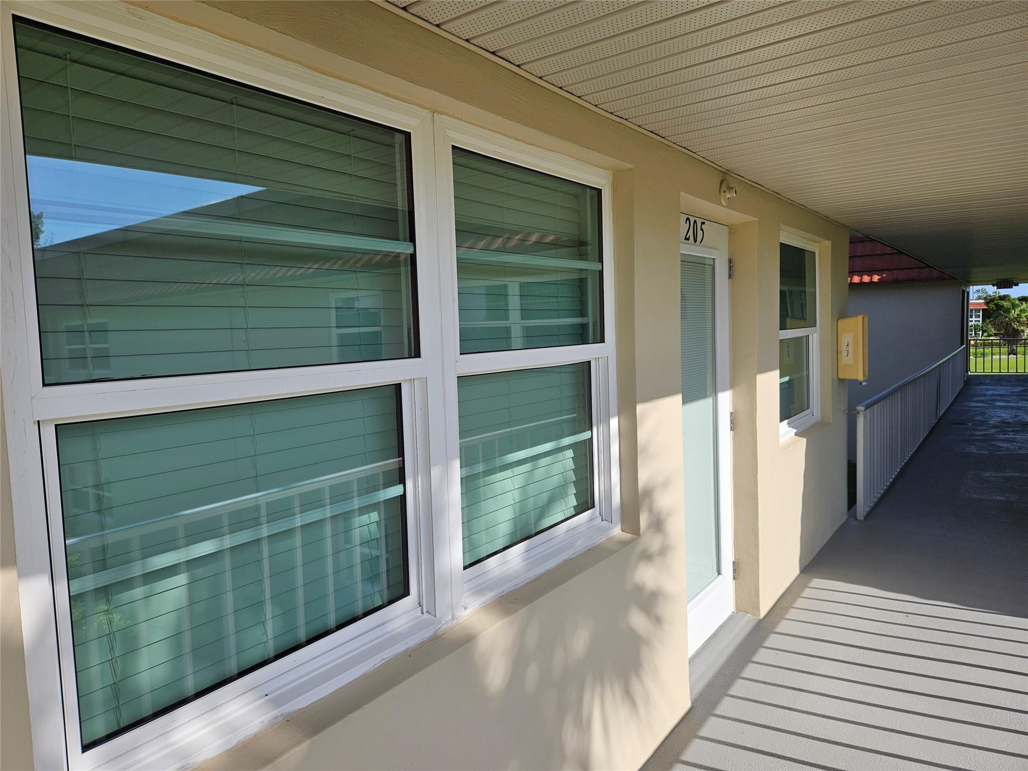VISTA ROYALE PHASE IV BLDGS 83-111 - Residential
