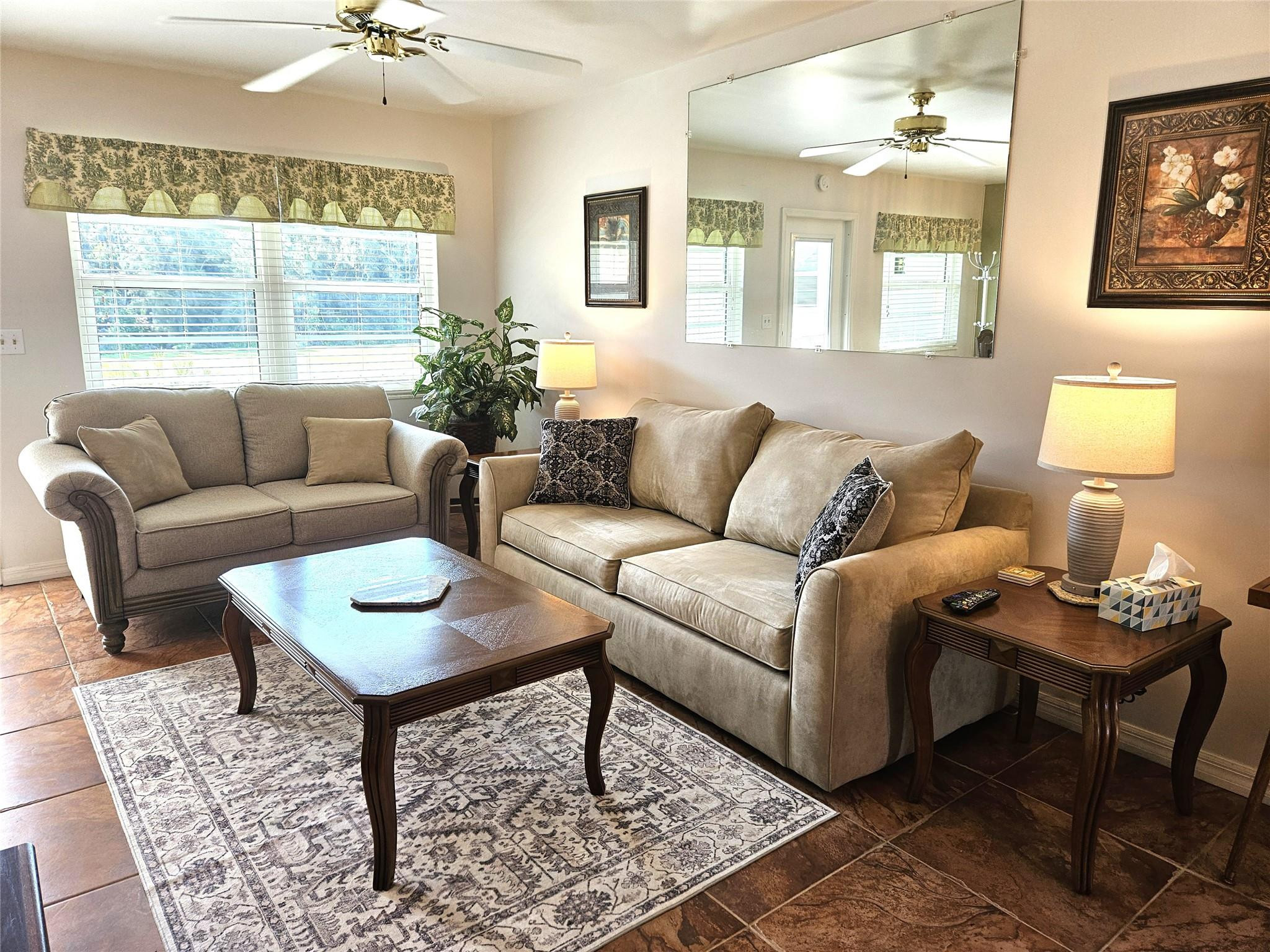 VISTA ROYALE PHASE IV BLDGS 83-111 - Residential