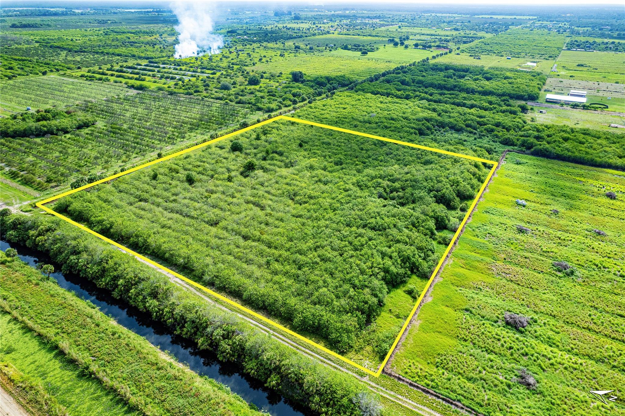 9.26 acres of opportunity - Build, farm or ranch in scenic Fellsmere, FL! Discover the freedom and flexibility of this expansive parcel previously used for farming. This versatile property offers a blank canvas for your vision, whether you dream of building a private retreat, starting an agricultural project, raising livestock or even leasing the land for farming, this property fits the bill. An added highlight of this particular parcel is that the west side of off 115th St. has been designated as a nature preserve, meaning there will no future development. This allows you to enjoy the serene lifestyle of country living with privacy while having the convenience of being close to shopping, major roadways and schools.