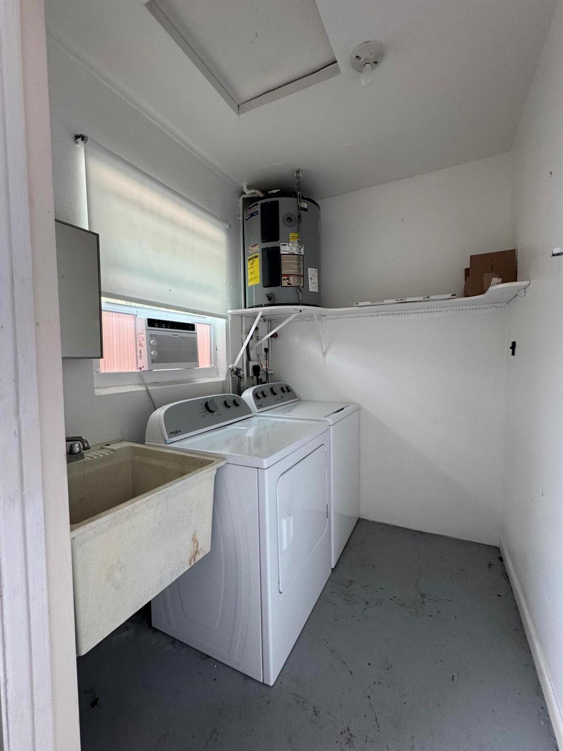 BEACH CLUB COLONY SECTION - Residential Lease