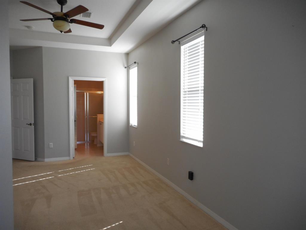 LAKEFOREST POINTE - Residential