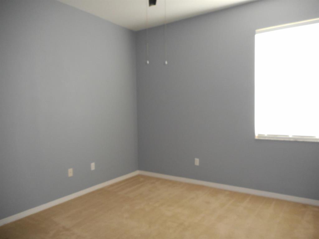 LAKEFOREST POINTE - Residential