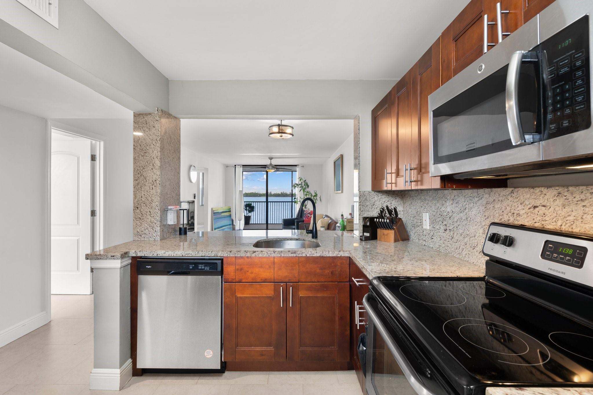 Lake Emerald Condo Three - Residential Lease