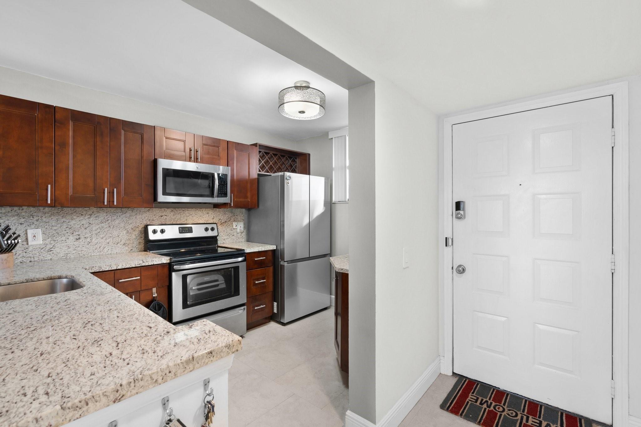 Lake Emerald Condo Three - Residential Lease