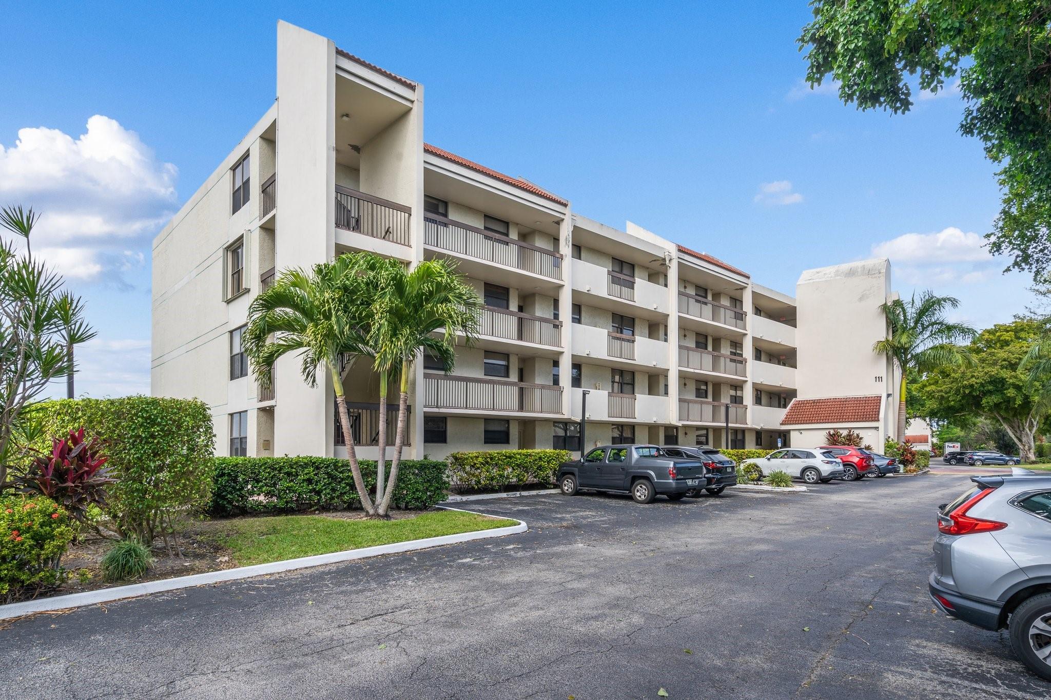 Lake Emerald Condo Three - Residential Lease