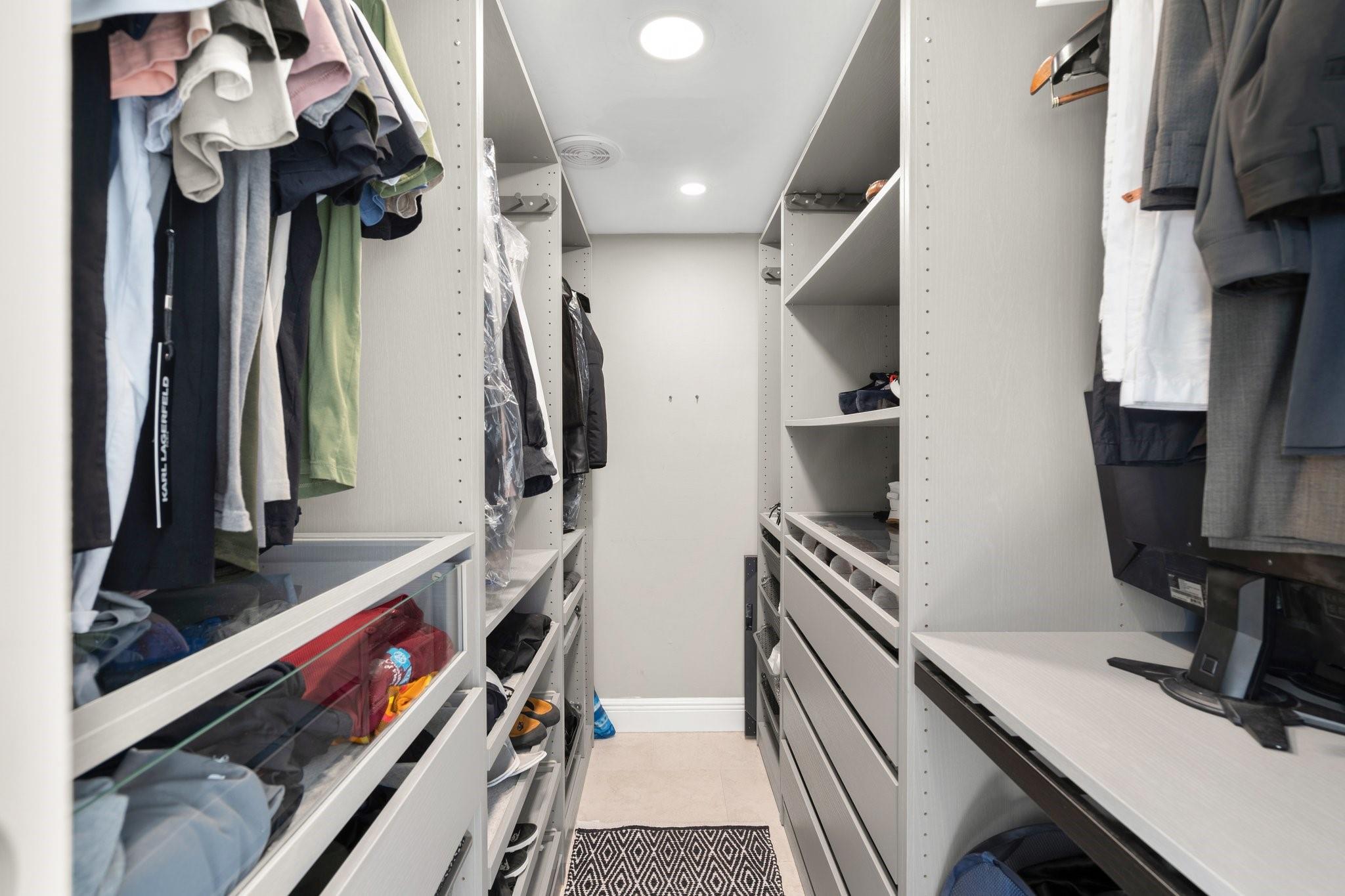 Lake Emerald Condo Three - Residential Lease