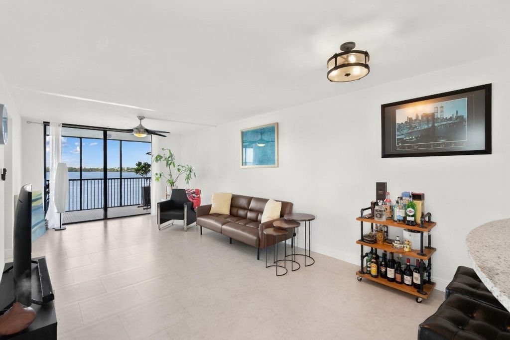 Photo of 111 Lake Emerald Drive #401, Oakland Park, FL 33309 (MLS # F10541870)