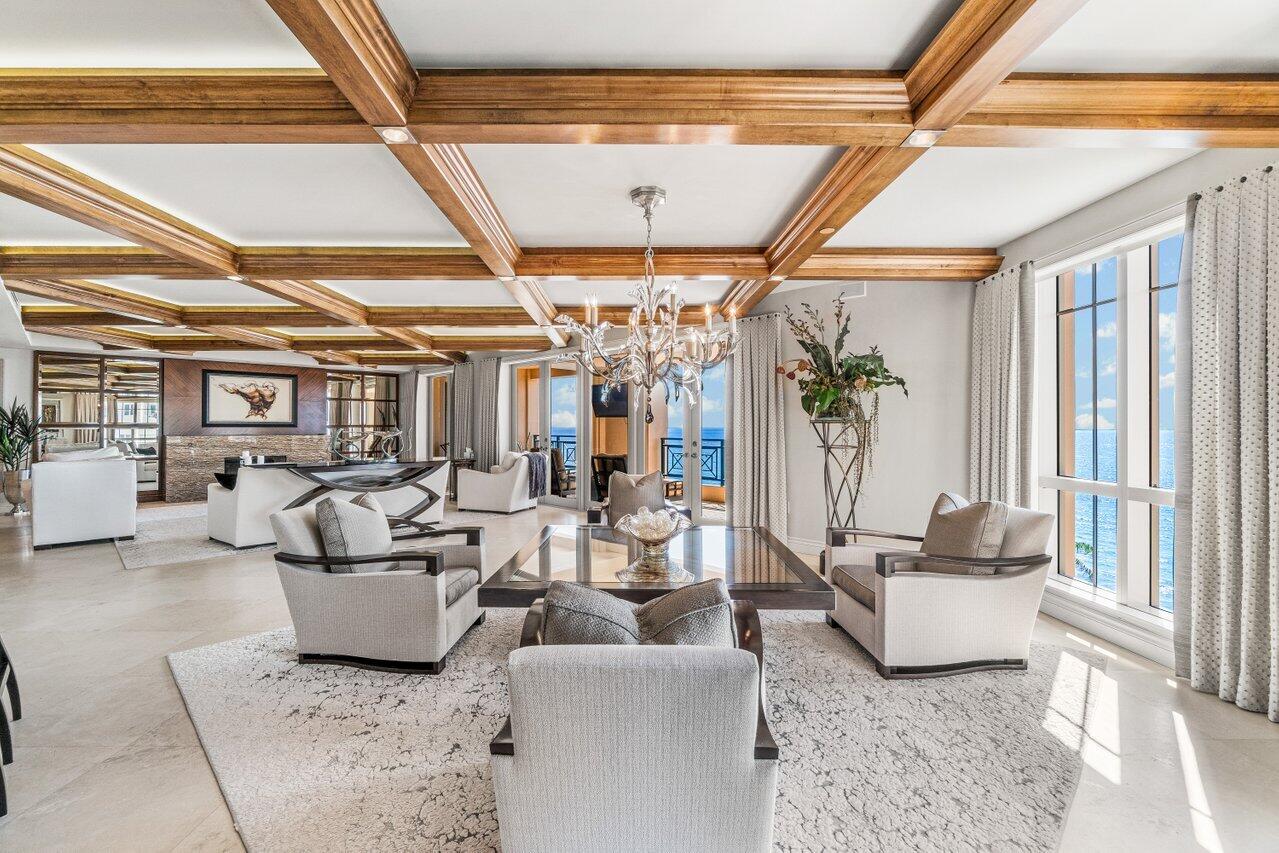 EXCELSIOR CONDO - Residential