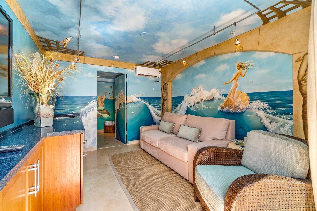 EXCELSIOR CONDO - Residential