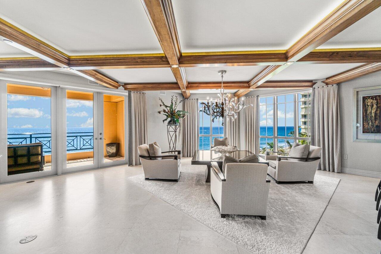 EXCELSIOR CONDO - Residential