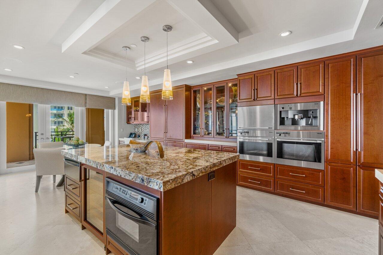 EXCELSIOR CONDO - Residential