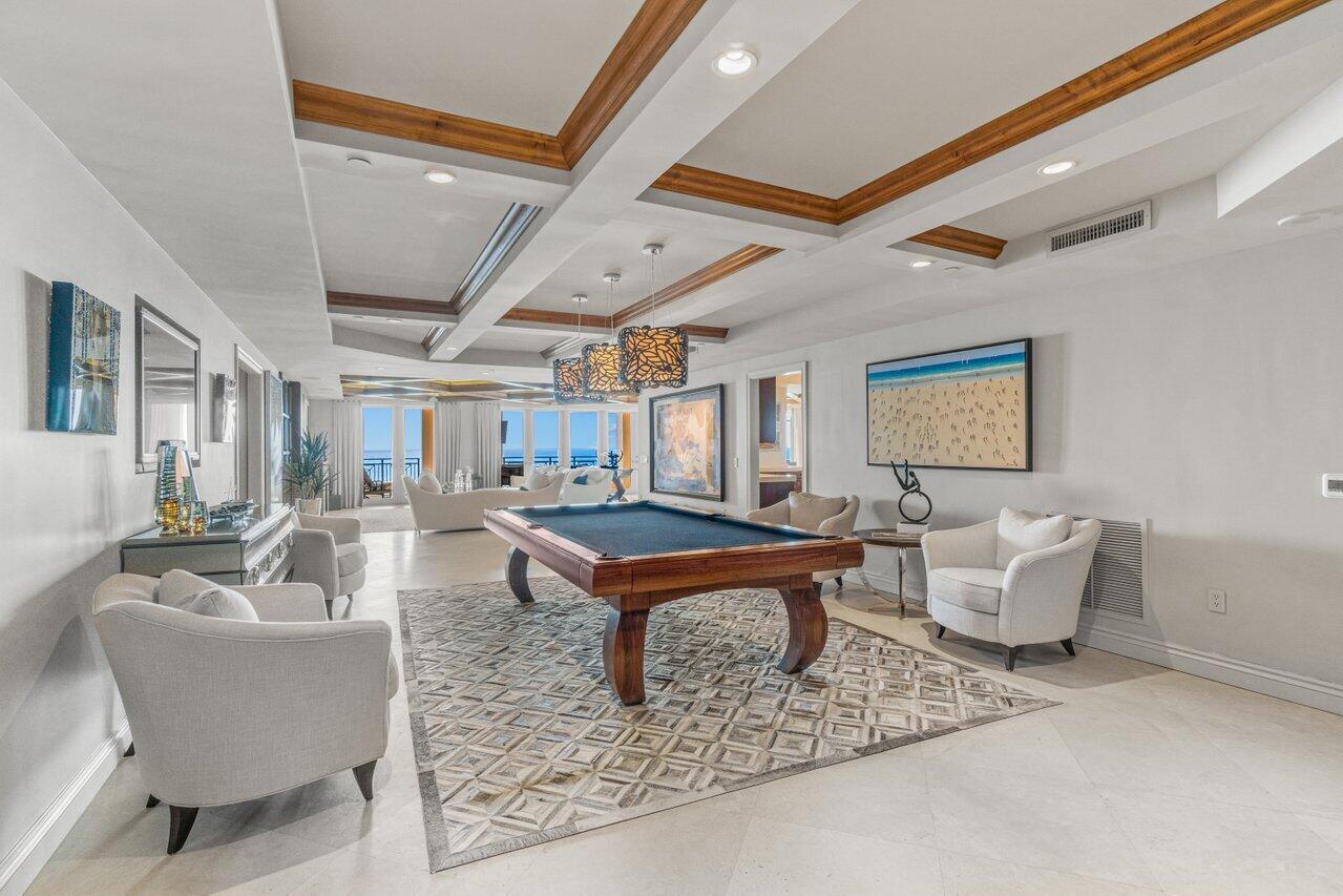 EXCELSIOR CONDO - Residential