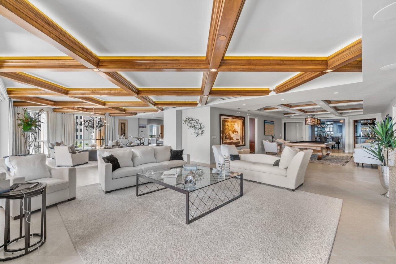 EXCELSIOR CONDO - Residential