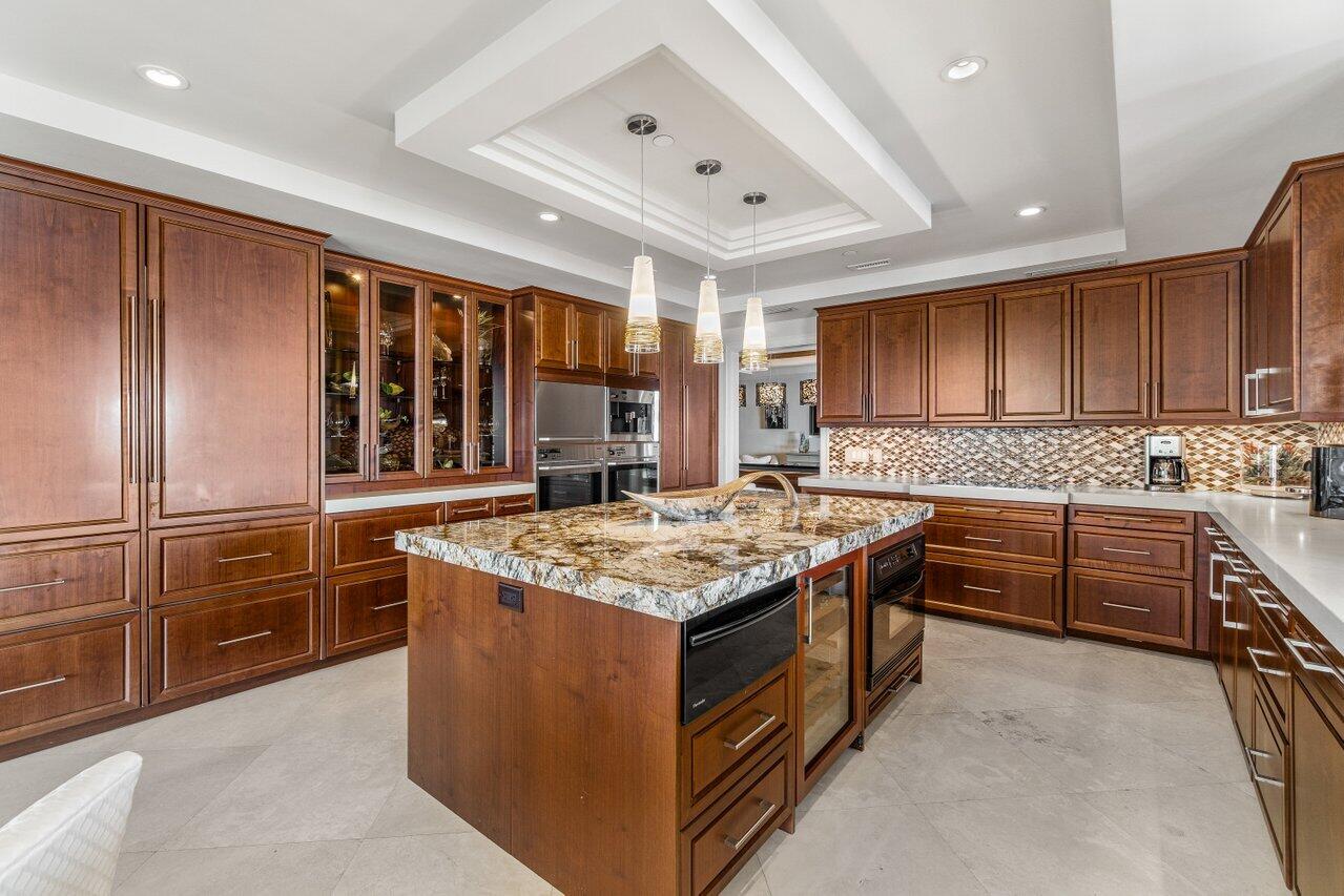 EXCELSIOR CONDO - Residential