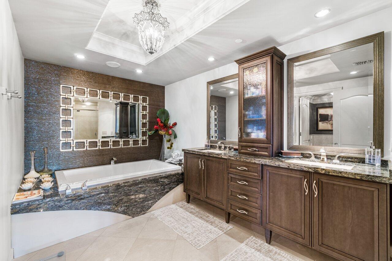 EXCELSIOR CONDO - Residential