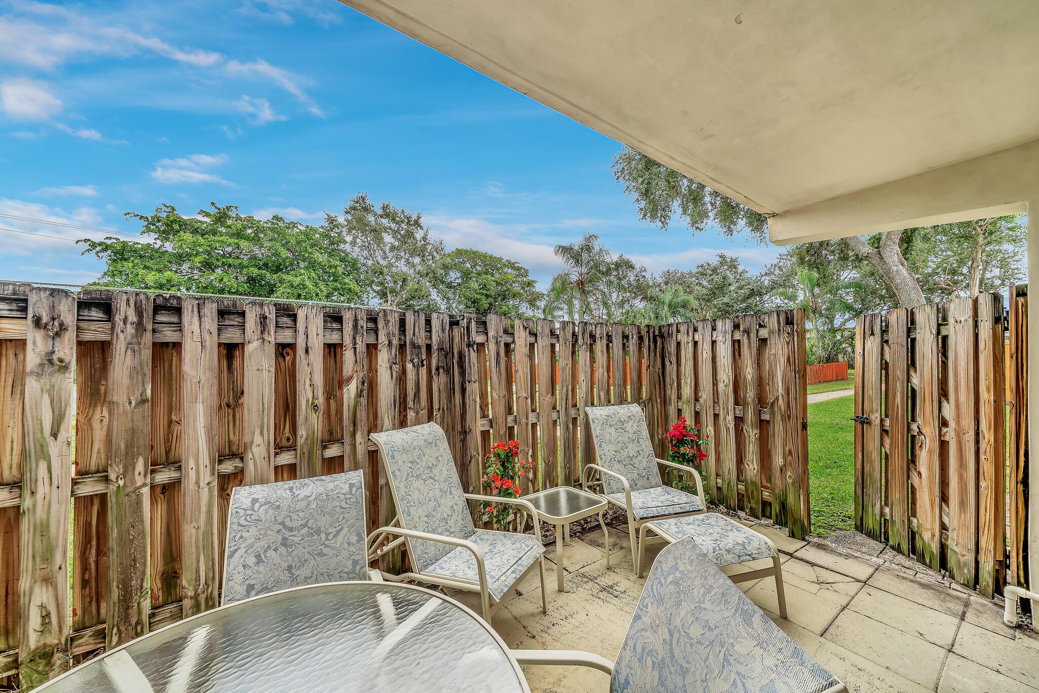 GLENBROOK CONDO - Residential Lease