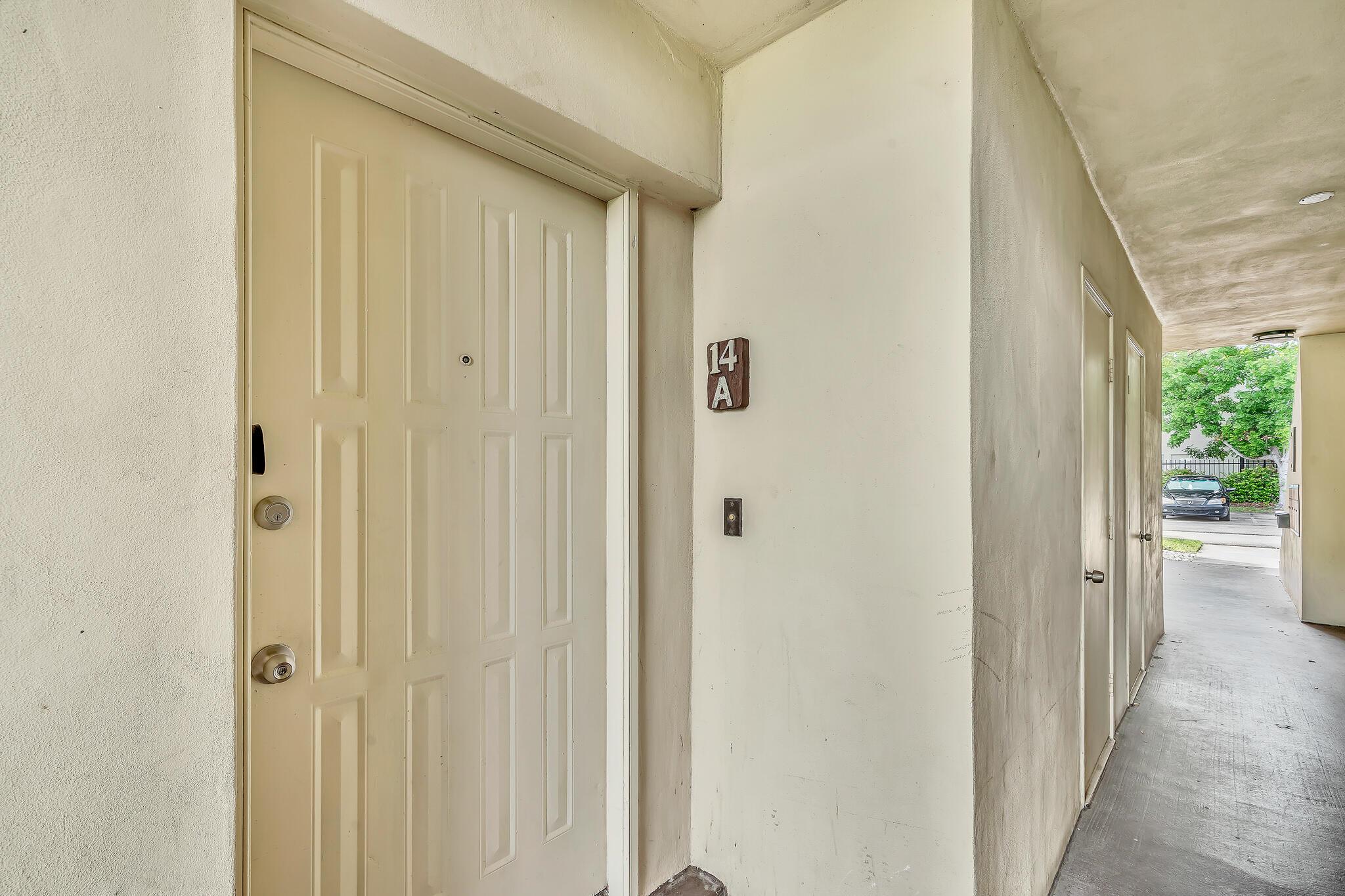 GLENBROOK CONDO - Residential Lease