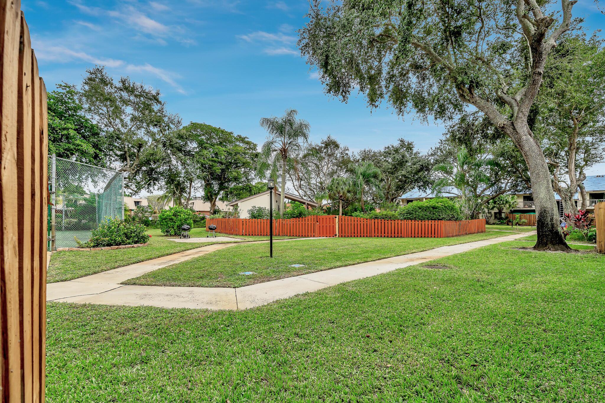 GLENBROOK CONDO - Residential Lease