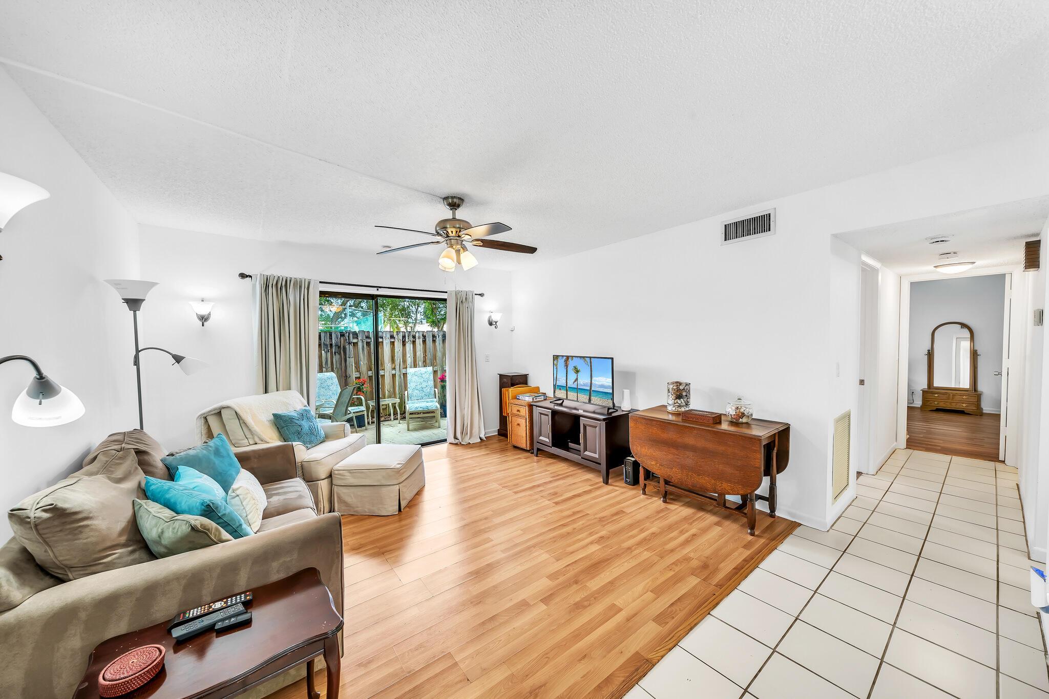 GLENBROOK CONDO - Residential Lease