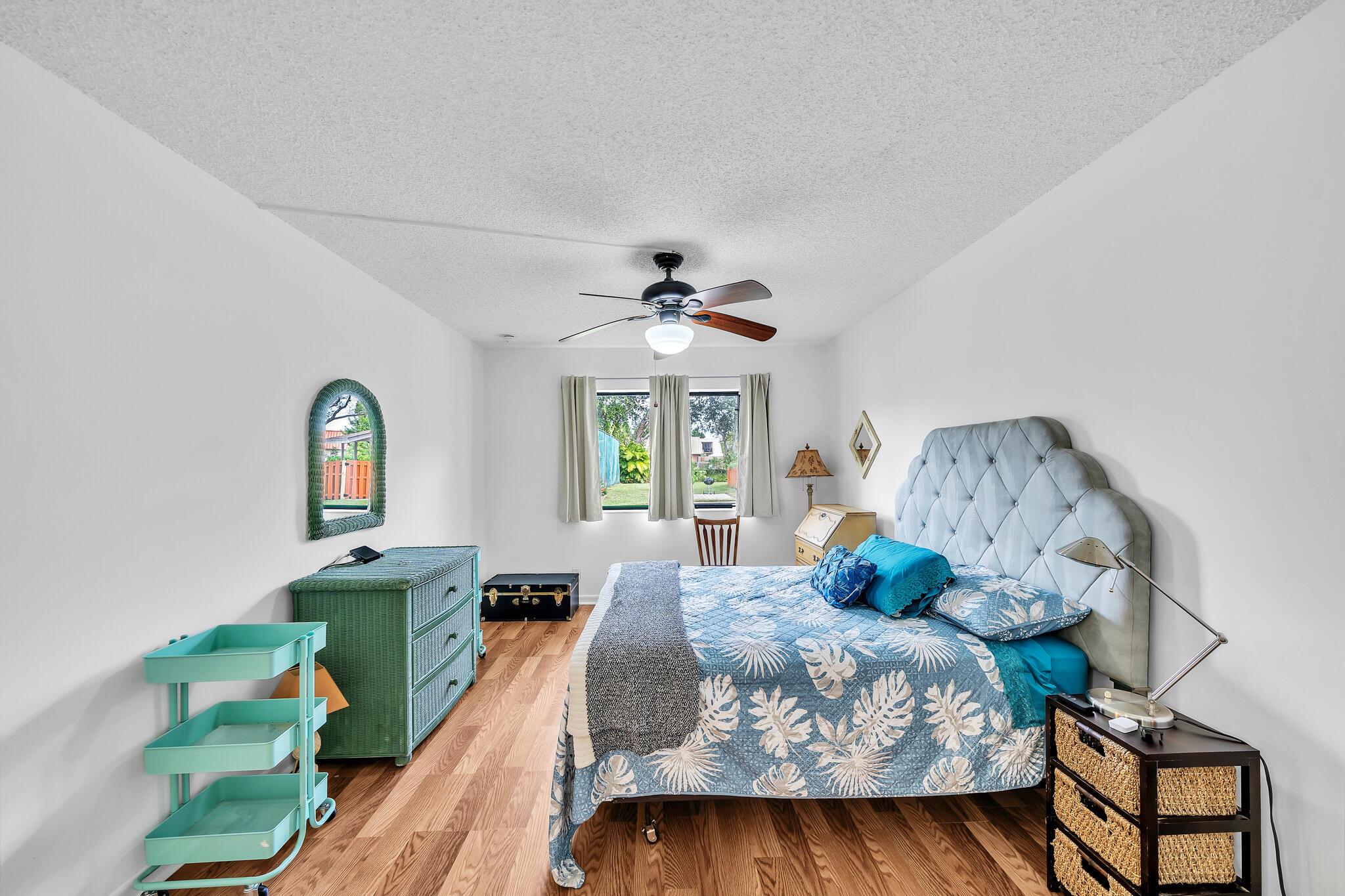 GLENBROOK CONDO - Residential Lease