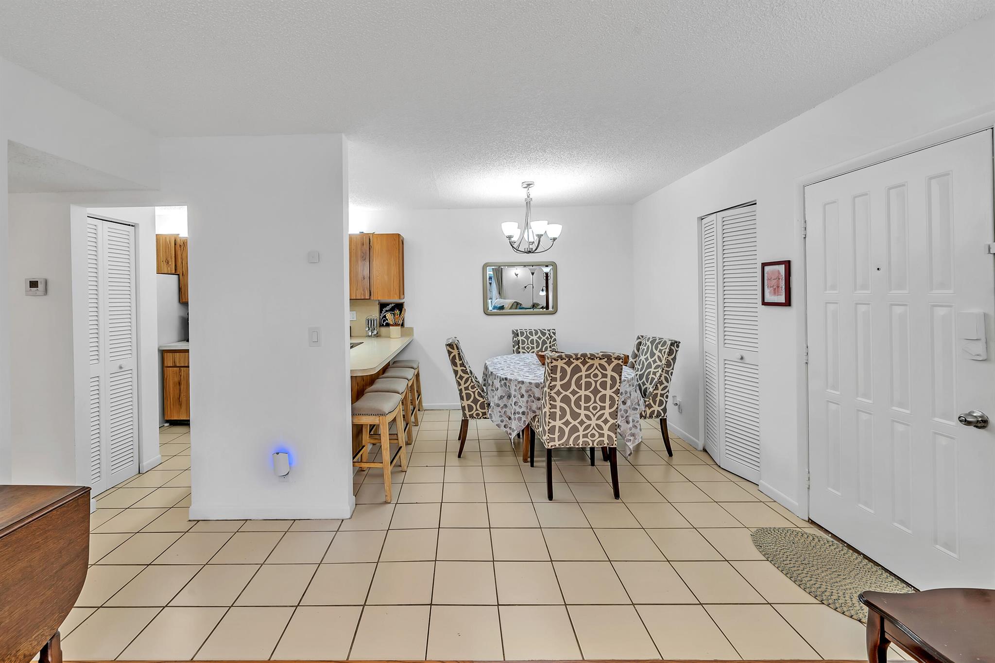 GLENBROOK CONDO - Residential Lease