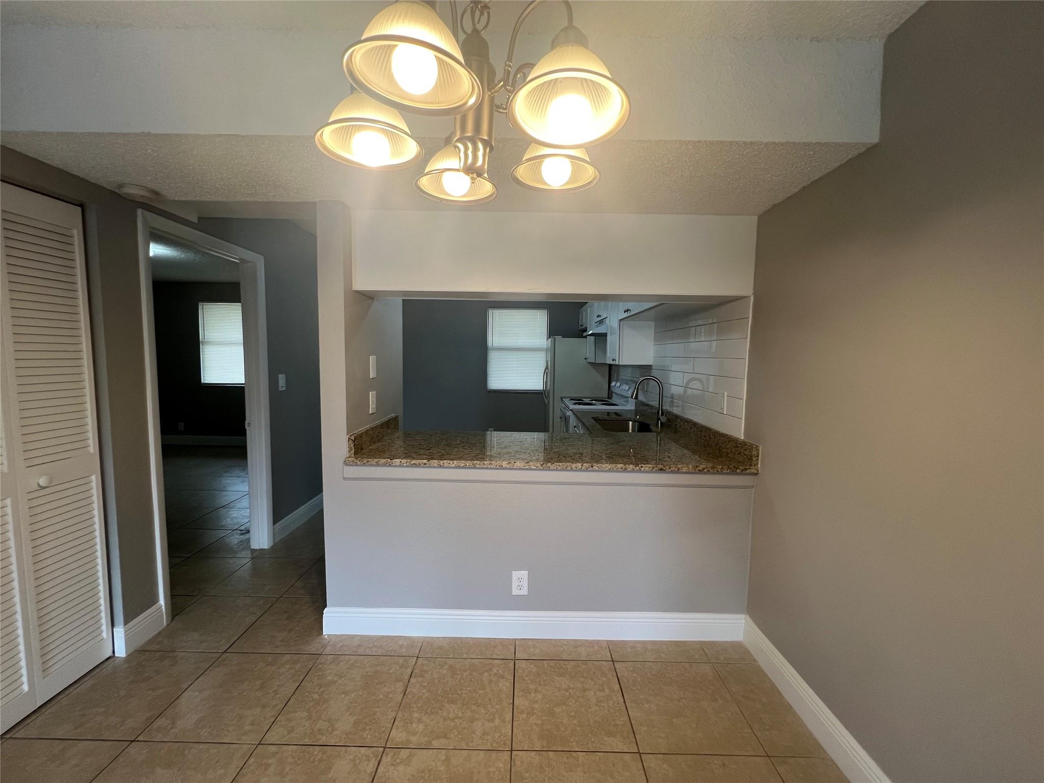 T H Jacksons Add To Deerf - Residential Lease