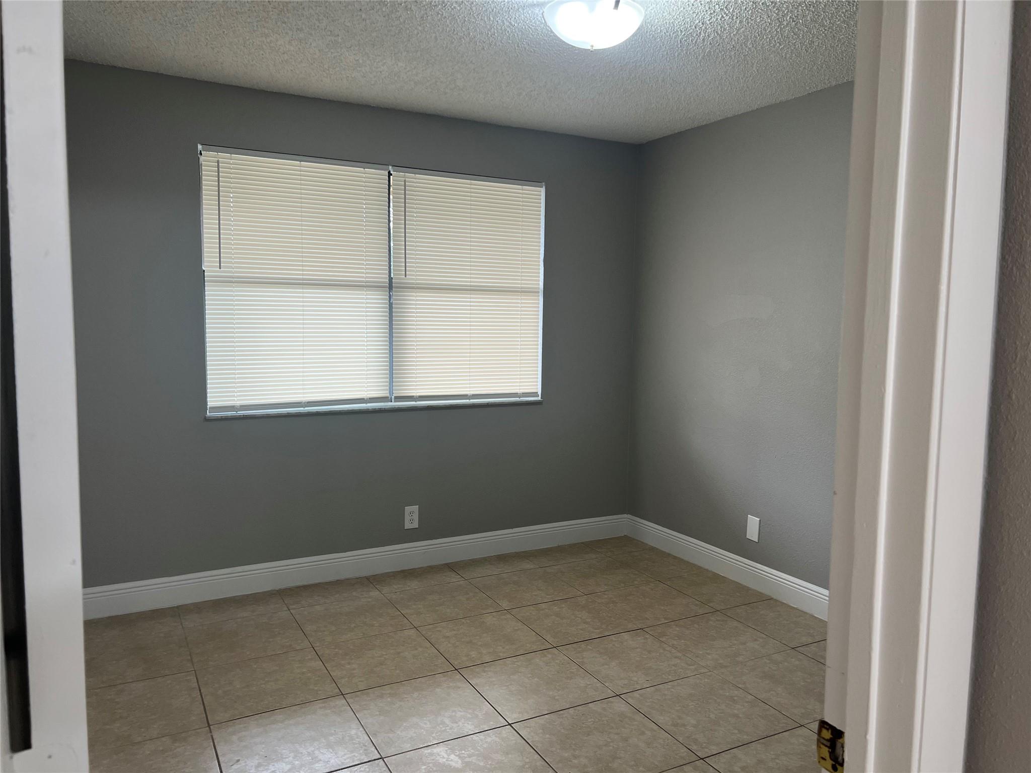 T H Jacksons Add To Deerf - Residential Lease