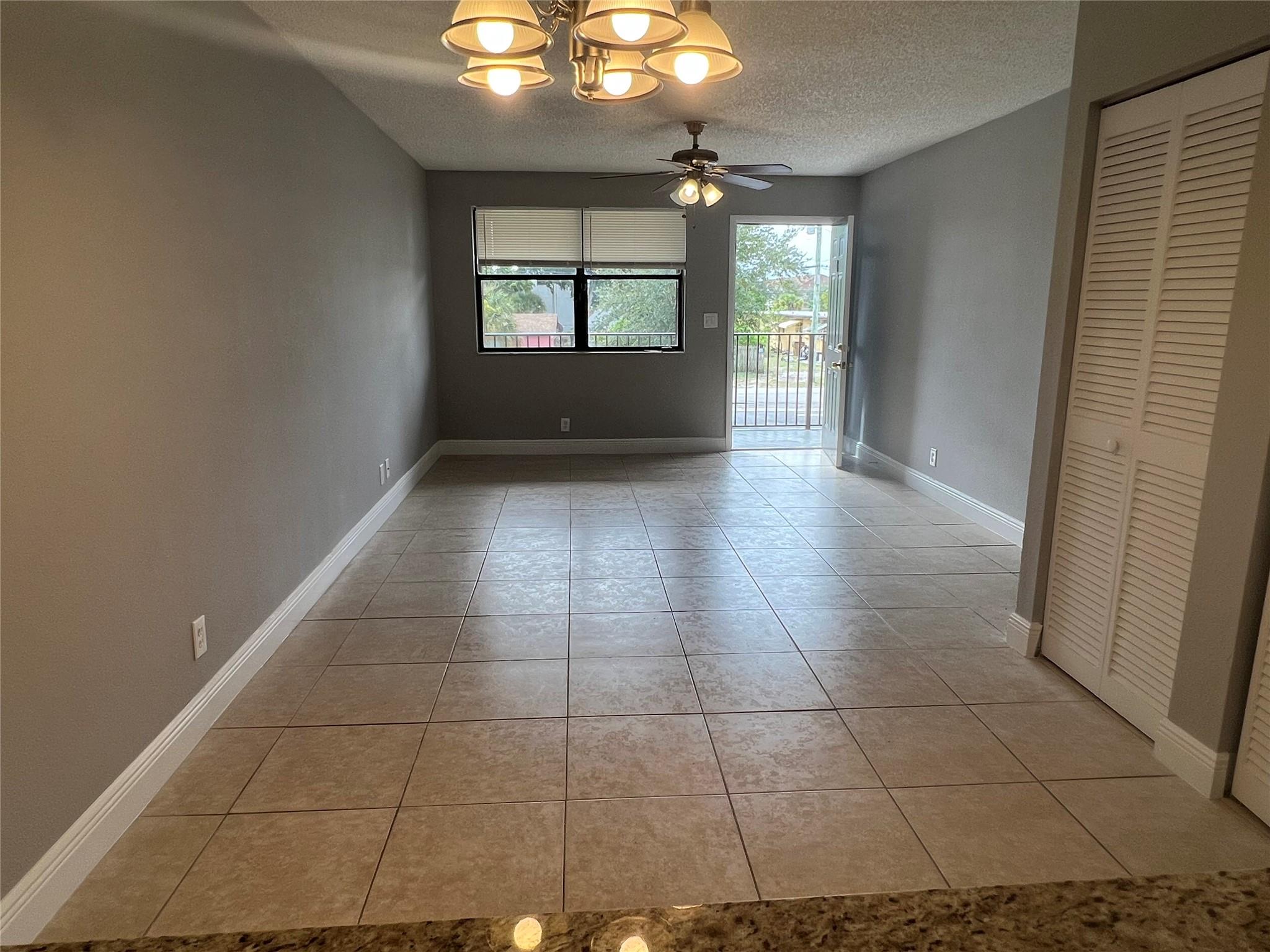 T H Jacksons Add To Deerf - Residential Lease