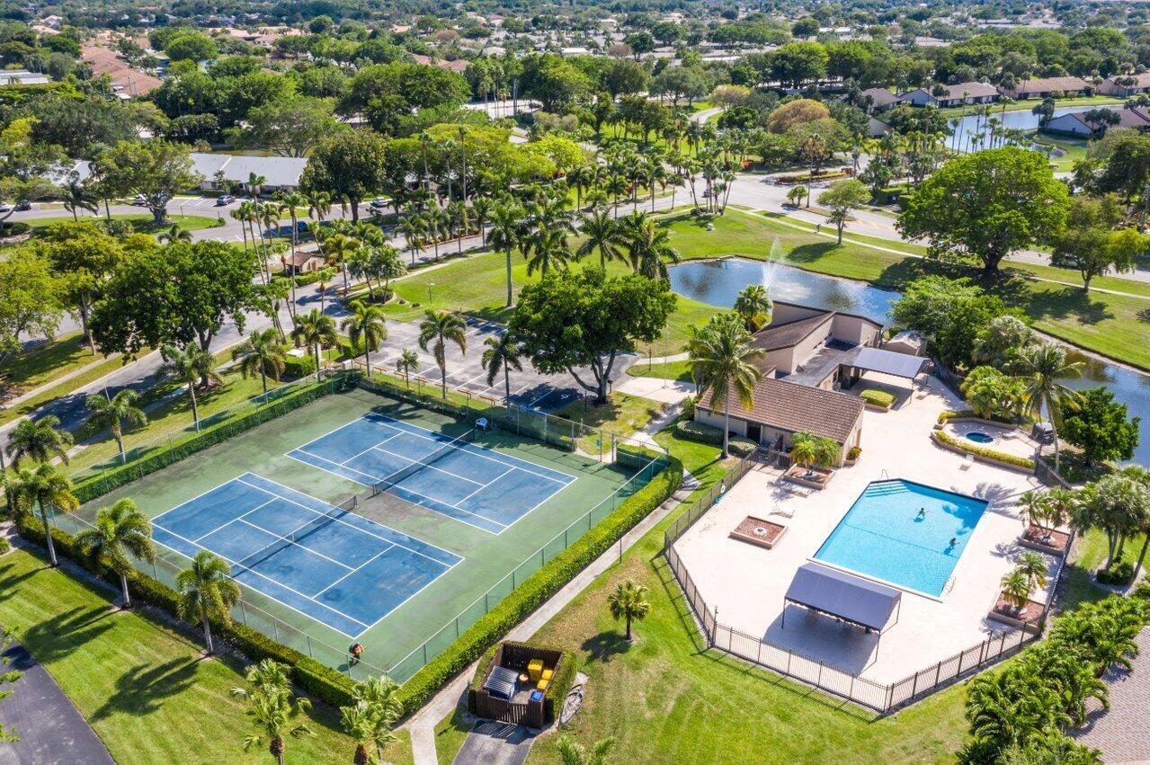 BOCA GLADES CONDO A THRU - Residential