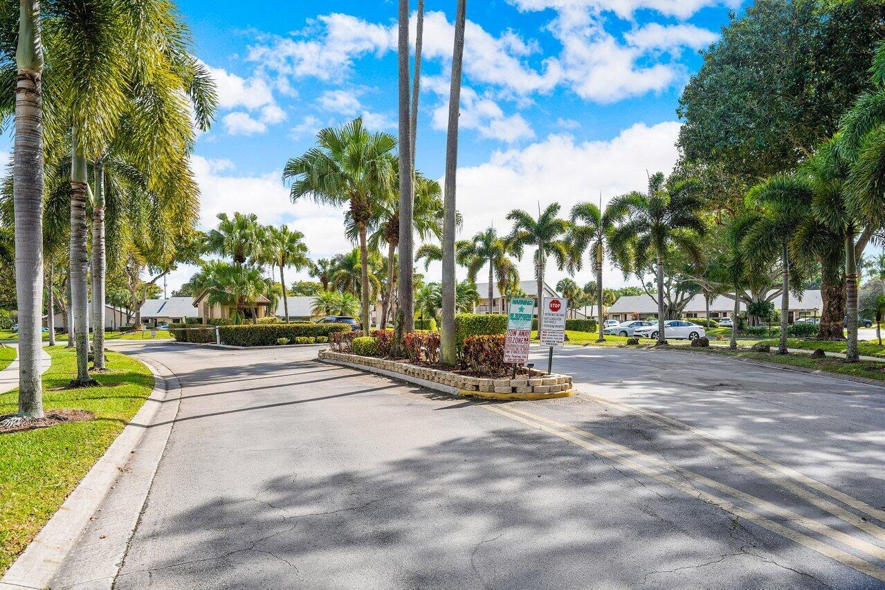 BOCA GLADES CONDO A THRU - Residential