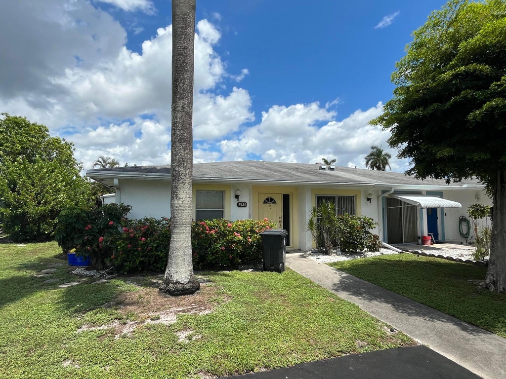 Photo of 7526 S Ace Road S, Lake Worth, FL 33467 (MLS # R11123298)