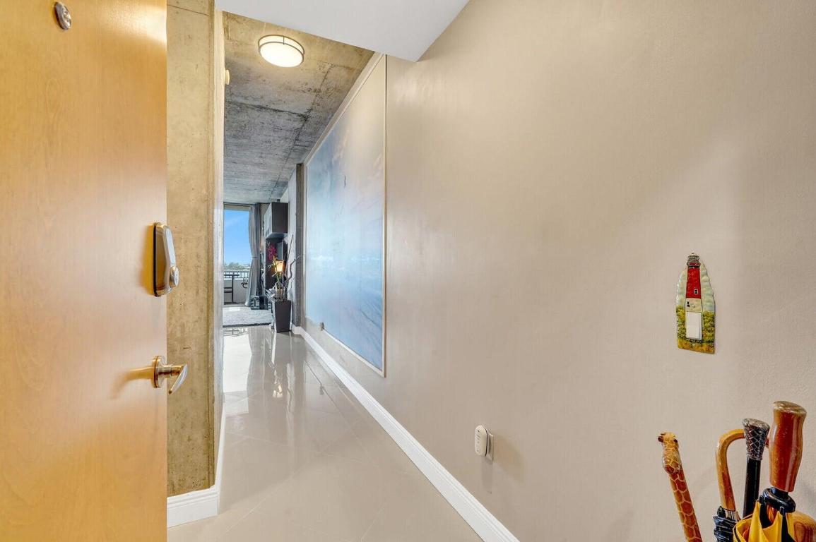 300 S Australian Avenue 409