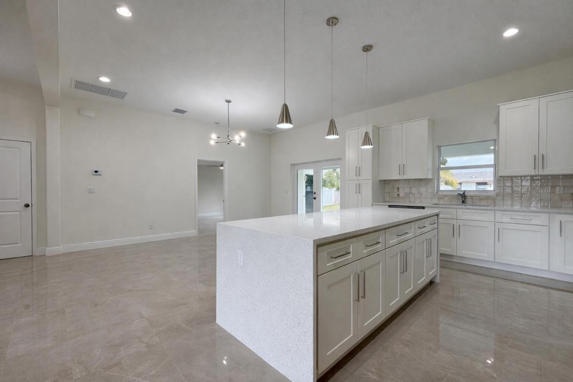 PORT ST LUCIE SECTION 9 - Residential