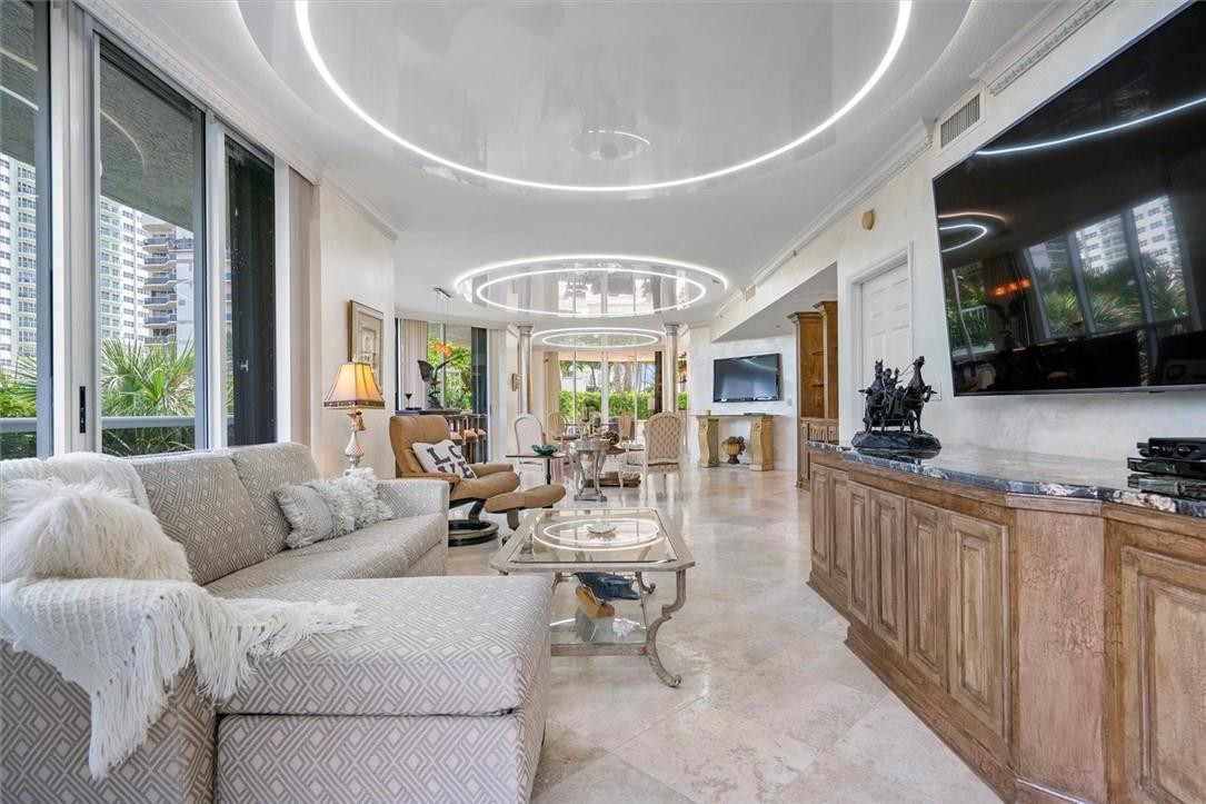 L'Hermitage - Residential