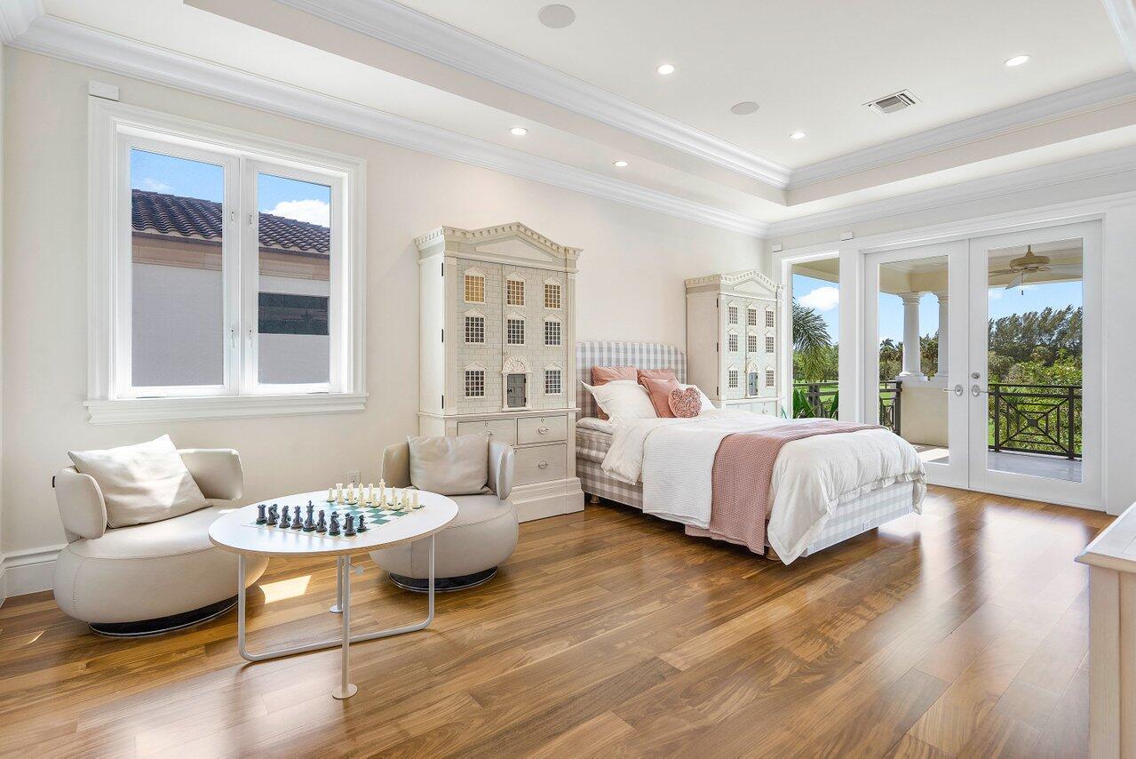 ROYAL PALM YACHT & COUNTR - Residential