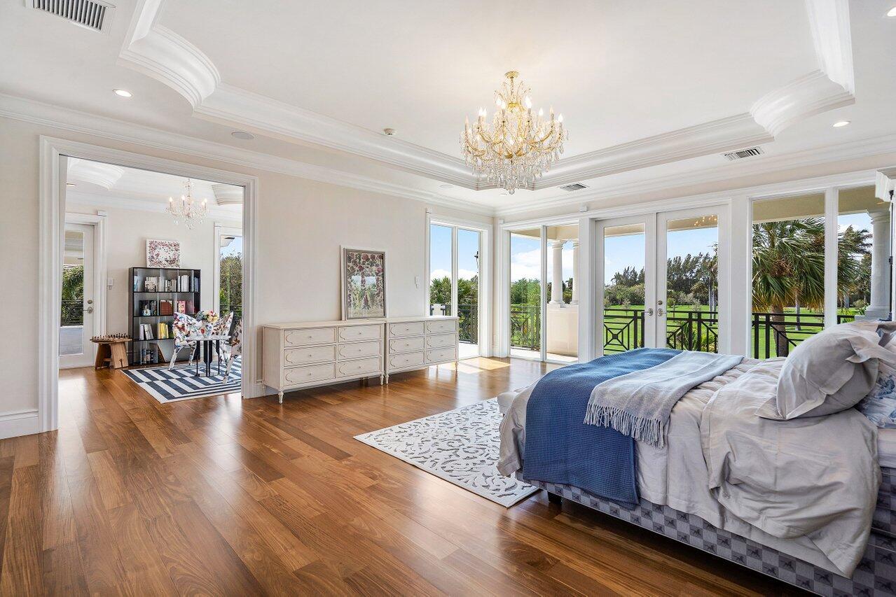 ROYAL PALM YACHT & COUNTR - Residential