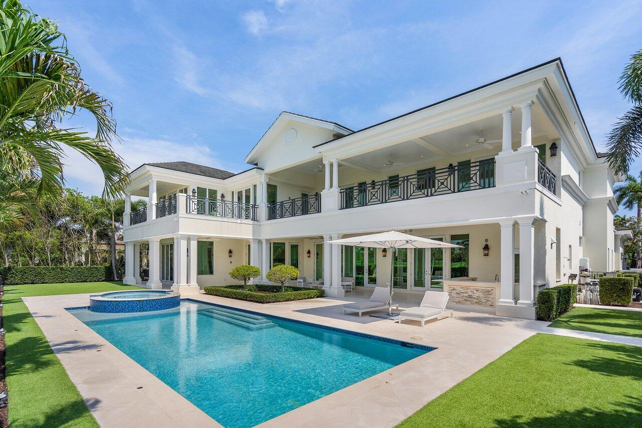 ROYAL PALM YACHT & COUNTRY CLUB - Residential