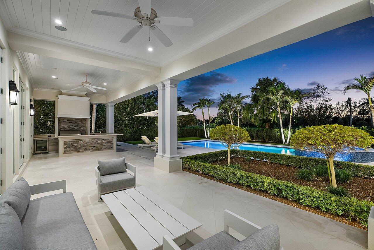 ROYAL PALM YACHT & COUNTRY CLUB - Residential