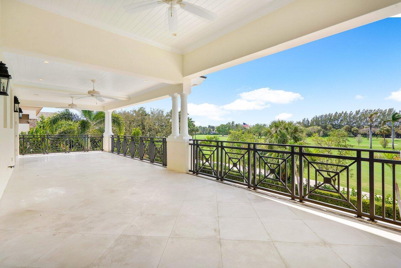 ROYAL PALM YACHT & COUNTR - Residential