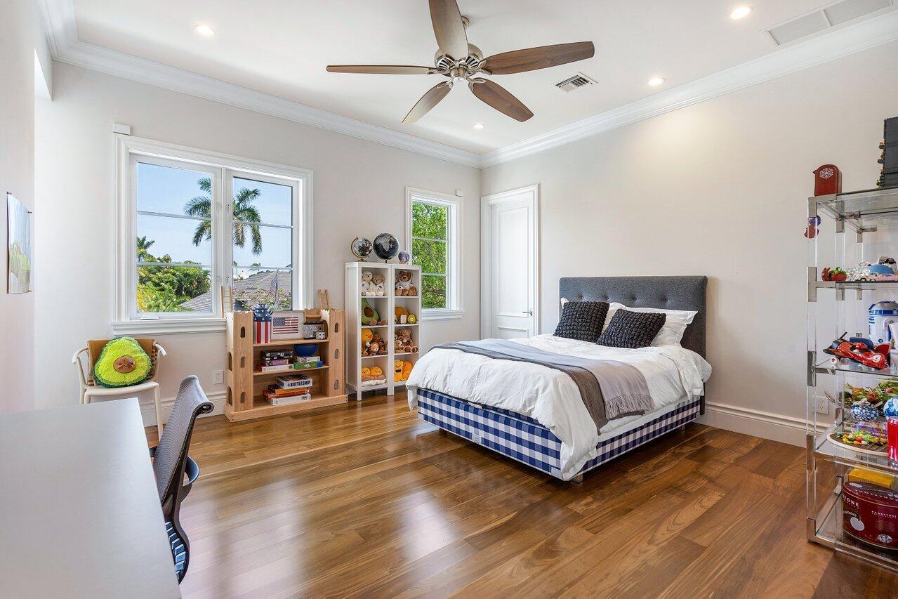 ROYAL PALM YACHT & COUNTR - Residential