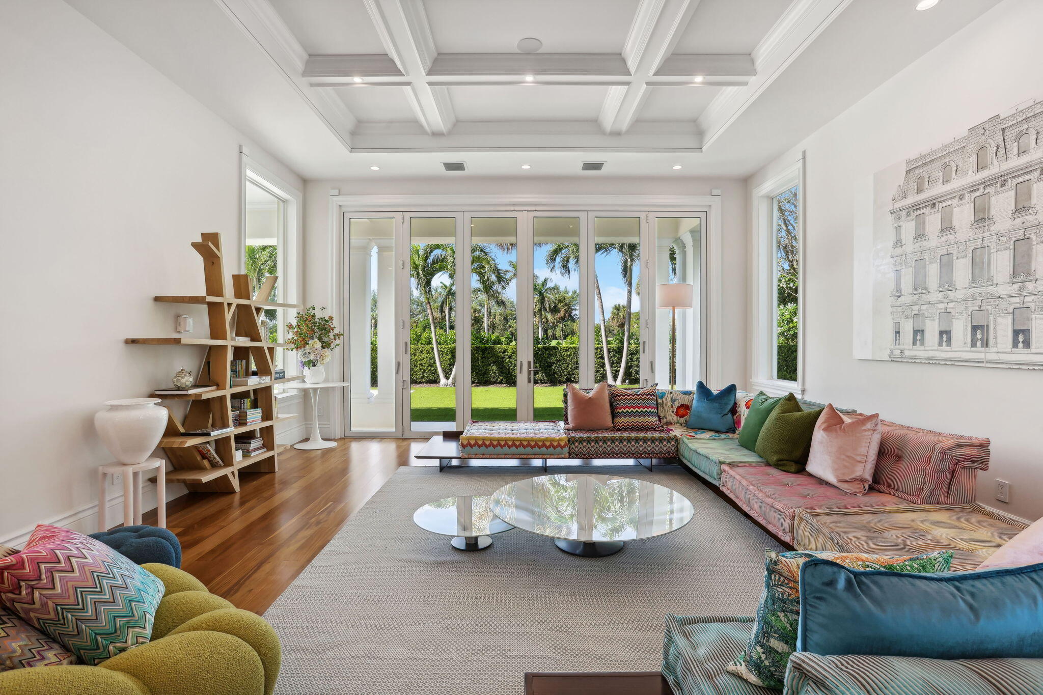 ROYAL PALM YACHT & COUNTRY CLUB - Residential