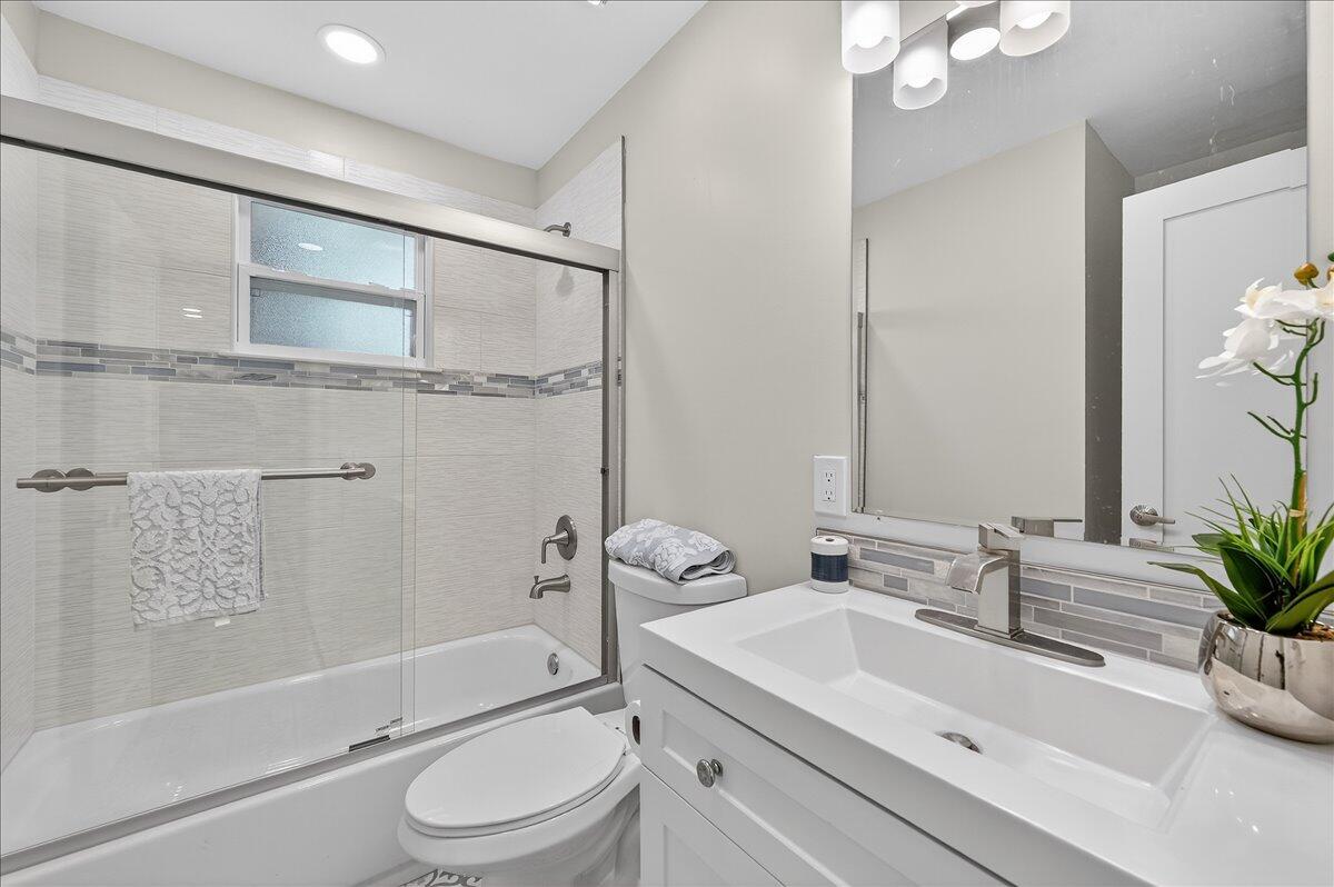 SEBASTIAN HIGHLANDS - Residential