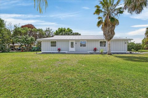 262 Easy Street Sebastian FL 32958