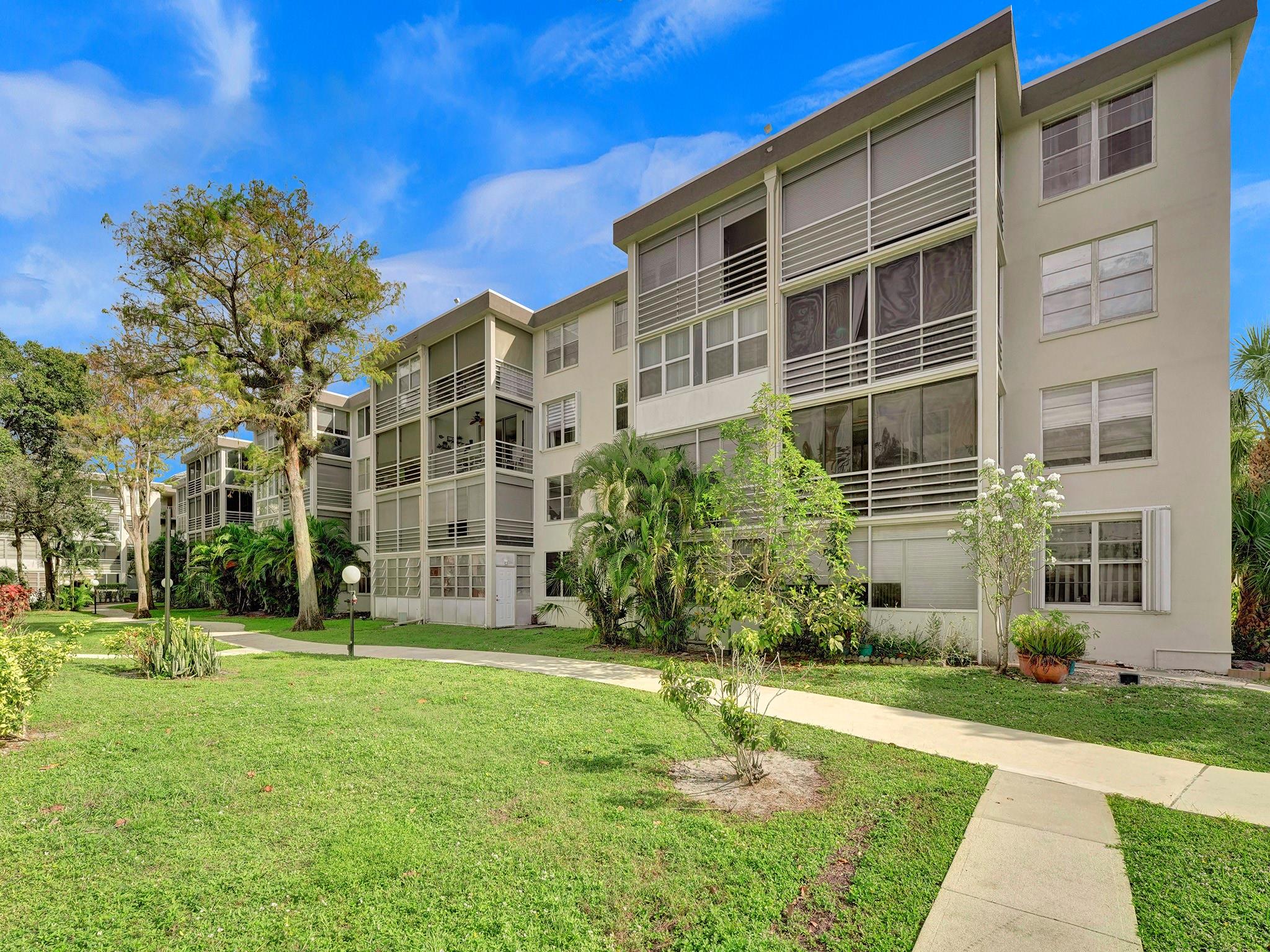 CYPRESS CHASE CONDO - Residential