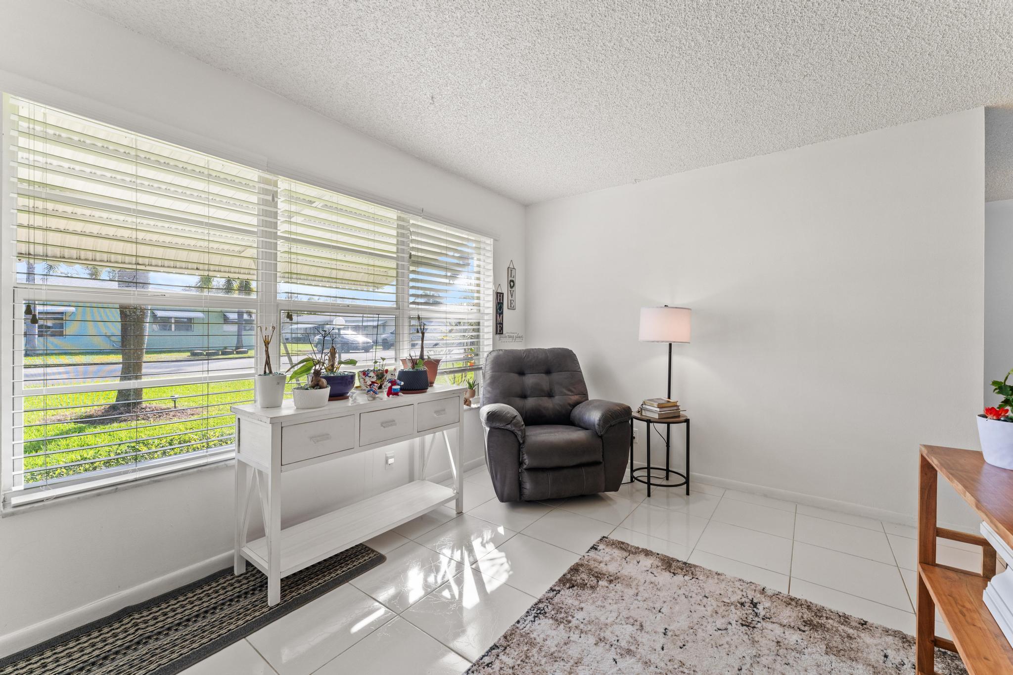 PINE POINT VILLAS CONDO - Residential