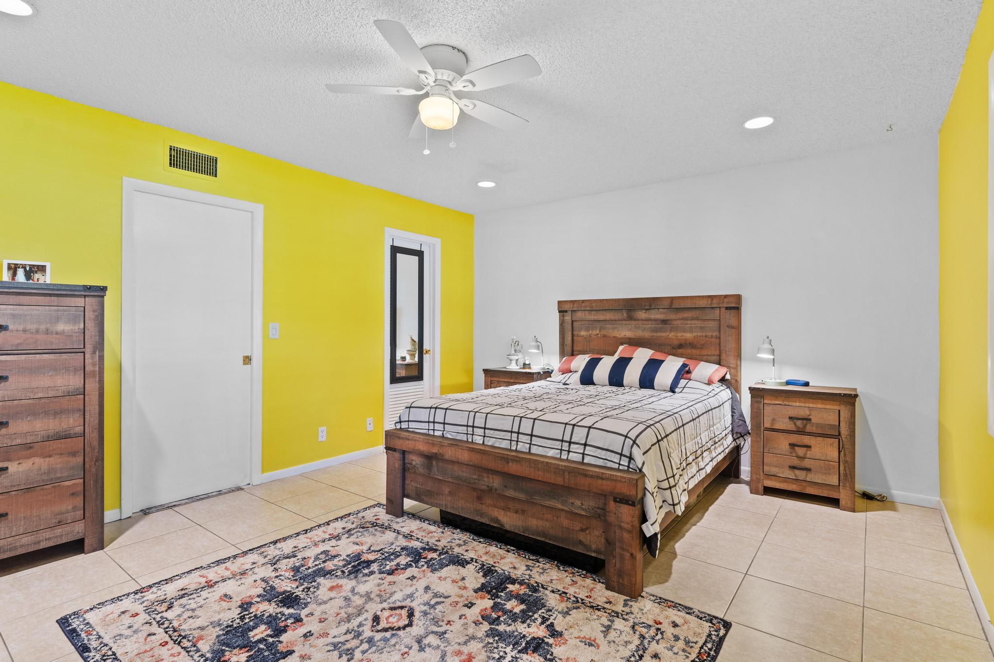 PINE POINT VILLAS CONDO - Residential