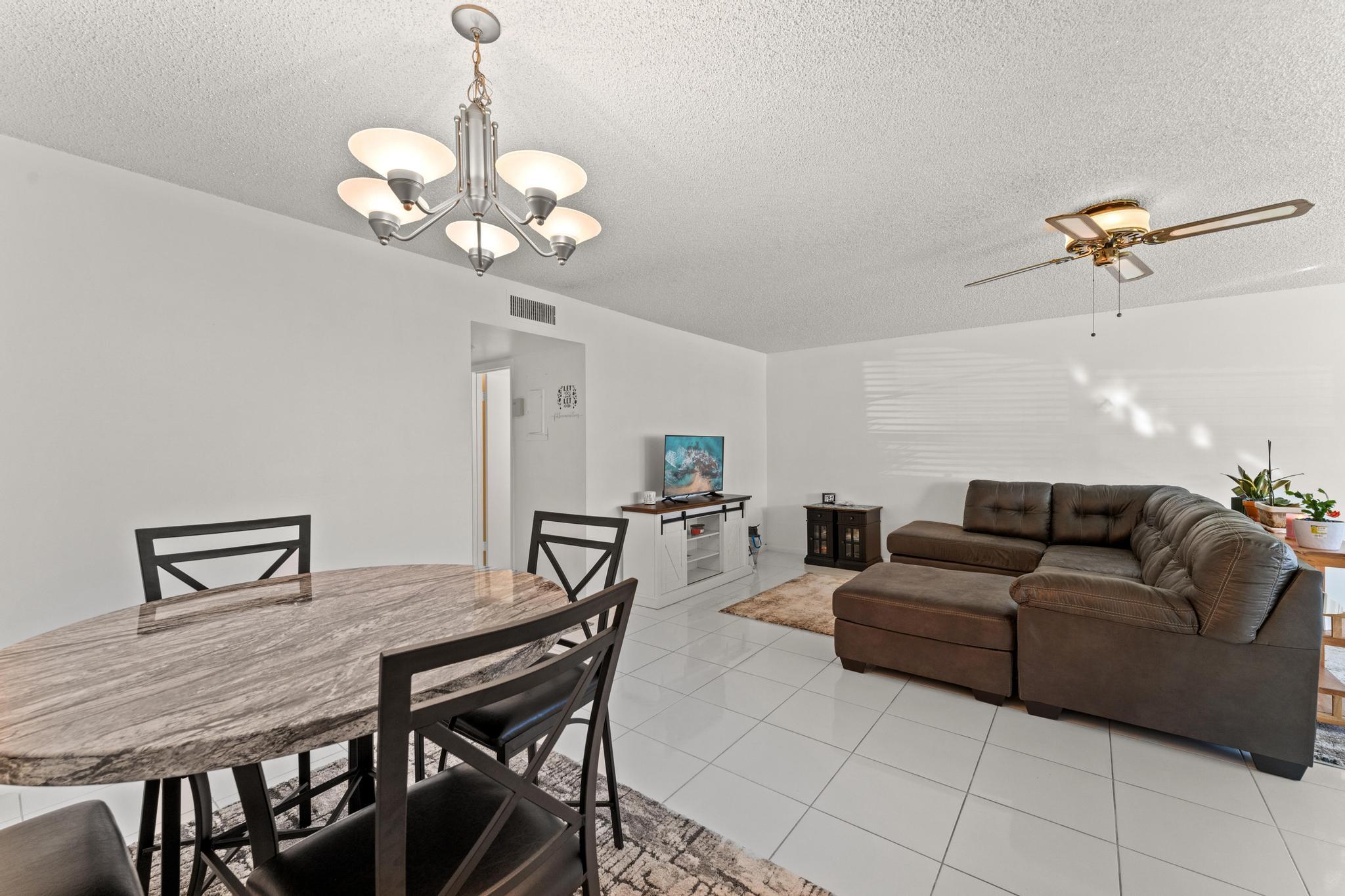 PINE POINT VILLAS CONDO - Residential